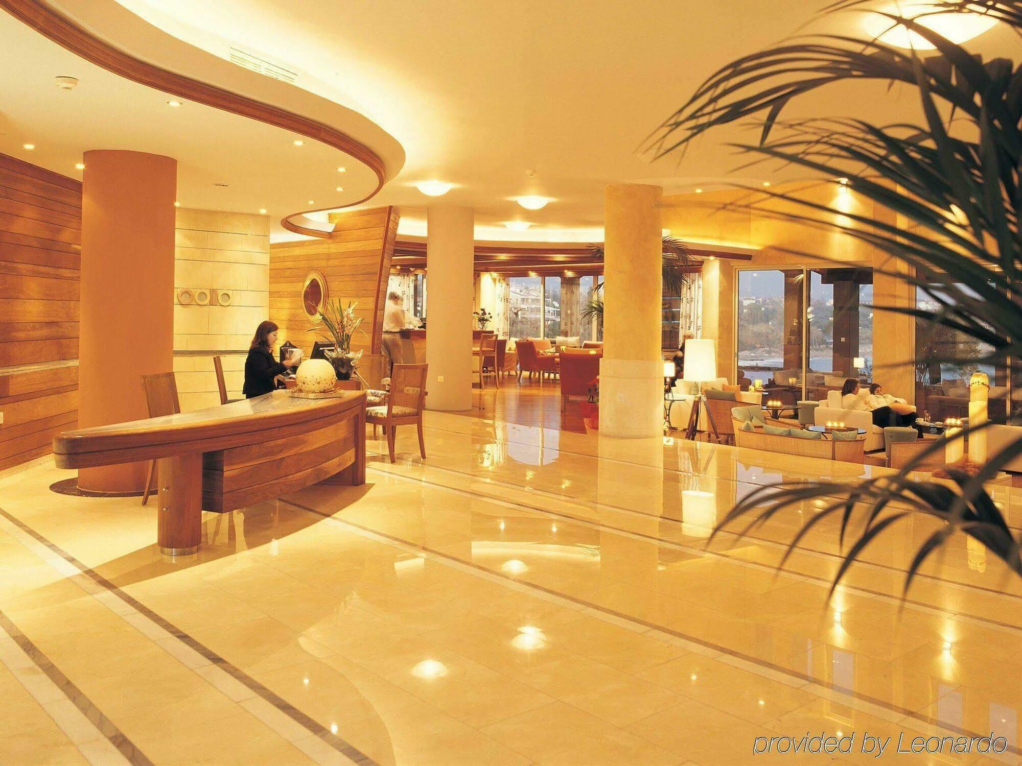 Thalassa Boutique Hotel & Spa (Adults Only) Корал-Бэй Интерьер фото
